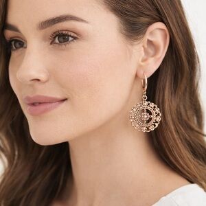 NWT LC Lauren Conrad Goldtone Floral Crystal Dangle Leverback Earrings